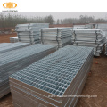 High quality solid galvanized steel grating walkway price